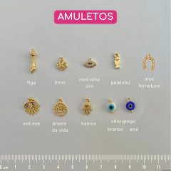 Choker Aquamarine Charms na internet