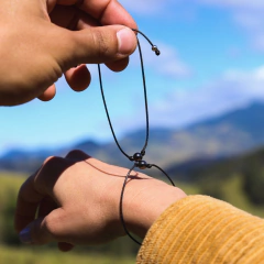 Par Pulseiras Conectados on internet