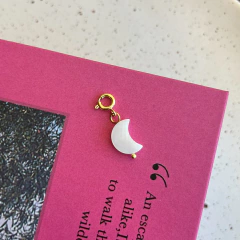 Pingente Lua de Madreperola - buy online