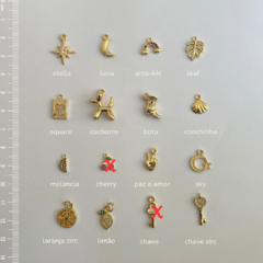 Pulseira TRE Banhada a Ouro 18K Charms - comprar online