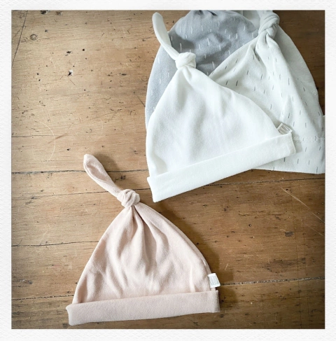 Gorrito Nudo Prematuro Estampado