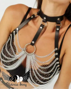 PECHERA DE CUERO CON CADENAS -ARNES DE PECHO Art- 6851 en internet