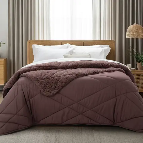 Edredón 21/2 plazas Alcoyana Norway Reversible con Doble Corderito al tono - comprar online