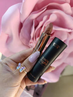 Labial en barra mate París Night - comprar online