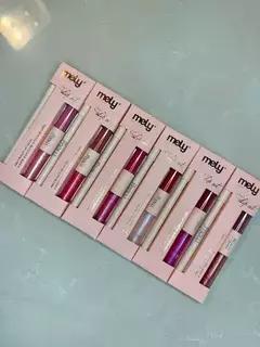 Kit 3 en 1 labial + gloss + delineador- Mely