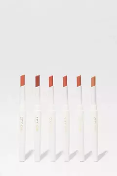Labial con delineador- im just a girl edition- City girl - comprar online