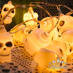 Guirnalda Led Halloween Calaveras 2mts a pila - El Rey de la Navidad
