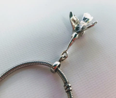 Dije: Colibrí p/pulsera - plata 925 - Marta Escobar Joyas de Autor