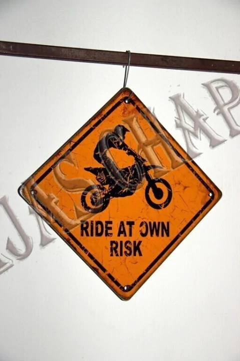 MC-005 RIDE AT OWN RISK - comprar online