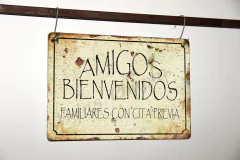 ZR-171 Amigos Bienvenidos, Familiares con cita previa