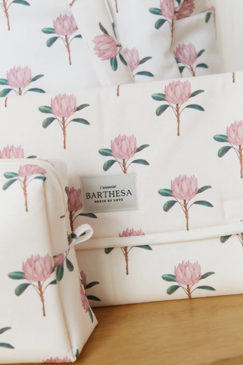 Set Cambiador + Neceser Peony 15% Off - comprar online