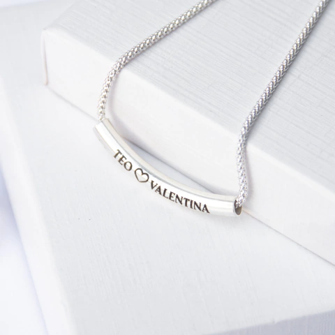 Collar curvo simple personalizado - comprar online
