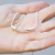 Collar curvo simple personalizado - tienda online
