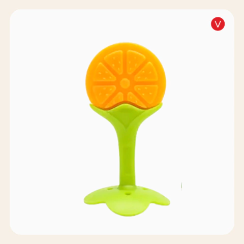 Mordillo naranja / frutilla - Baby innovation - comprar online