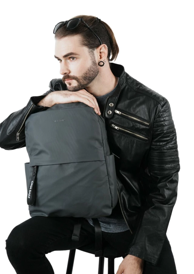 Mochila portanotebook Ona Saez de Bashop — imagen 10