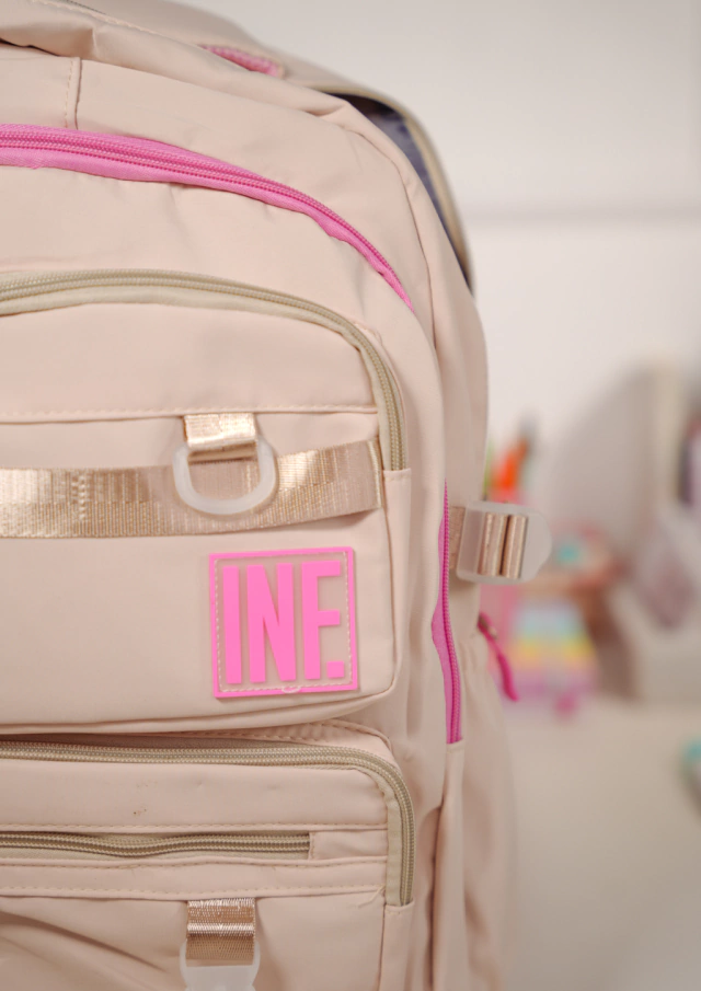 Mochila influencer de 18 pulgadas Academy de Bashop — imagen 25
