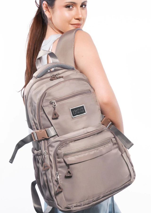 Bashop mochila pix agarrate catalina — imagen 34
