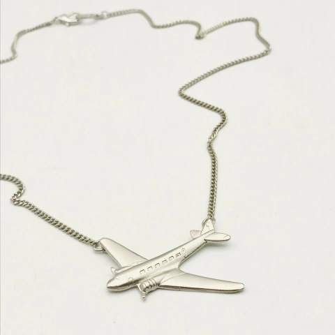 Collar avion - comprar online