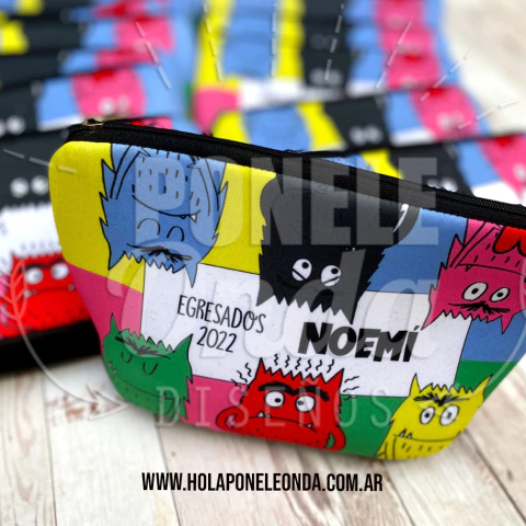 CARTUCHERON EGRESADITOS 2025 - Monstruo colores