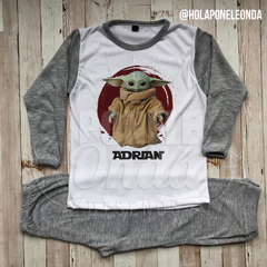 PIJAMA MANGA LARGA - Baby Yoda