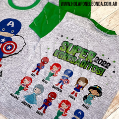 REMERA EGRESADITOS 2025 - Superheroes, superheroinas y princesas - tienda online