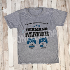 REMERA HERMANO MAYOR - Play - comprar online