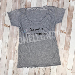 0COMBO REMERAS - Amiga que aconseja / amiga que la caga! en internet