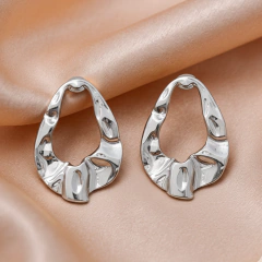 Brinco Feminino Seraphine Aço Antialérgico Banhado Elegante - comprar online