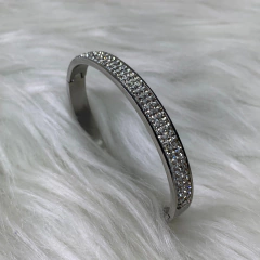 Pulseira Bracelete Cravejado Cher na internet
