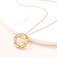 Colar Circulo Manu na internet