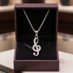 Colar Feminino Nota Musical Clave De Sol Zircônia Aço Inox - comprar online