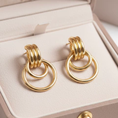 Brinco Feminino Argola Reese Aço Inox Cirúrgico Antialérgico - comprar online