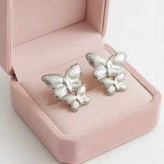 Brinco Feminino Design Borboleta Elara Banhado Ouro Aço Inox - Judith Jóias 