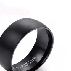 Anel preto em titânio banhado a ródio negro 8 mm na internet