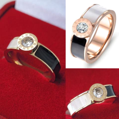 Anel banhado a ouro rosê 18k com cristais - Judith Jóias 