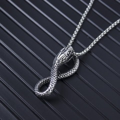 Colar Feminino Serpente Scarlett - comprar online