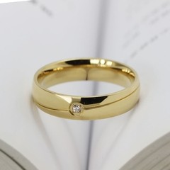 Aliança com brilhante 6mm folheado a ouro 18K - Judith Jóias 