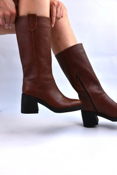 Botas altas suela oscuro 36 en internet