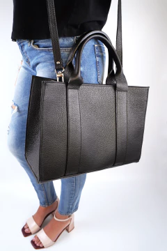 Cartera baul negro en internet