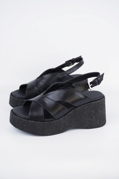 Sandalia Electra rafia negro - comprar online