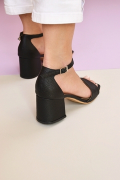 Sandalias Amanda Negro