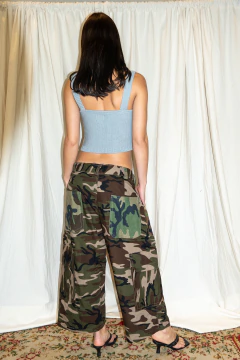 Pantalón camo vintage botones (U) en internet