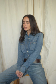 Camisa Levi's vintage botones perlados (S)
