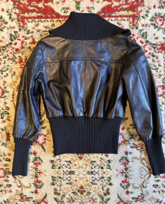 Campera 100% cuero Las Pepas negro (L) - wonder.outfitters