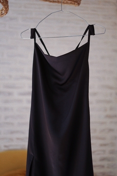 vestido durazno corto negro