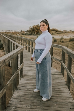 Jean super wide celeste vintage en internet