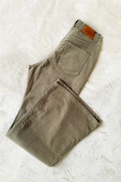 Pantalón artemisa oxford corderoy caqui - comprar online