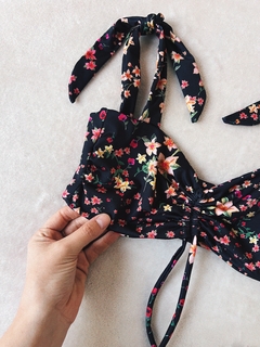 Top Girasol flor negro - tienda online