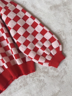 Sweater cuadritos rosa y rojo en internet