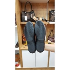 compre-sapatenis-feminino-em-couro